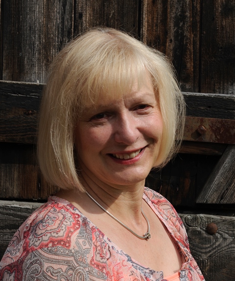  Gabriele Schmitz